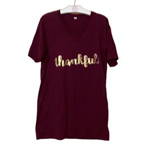 •BOUQITUE• “THANKFUL”  V-NECK T-SHIRT IN SIZE LARGE
